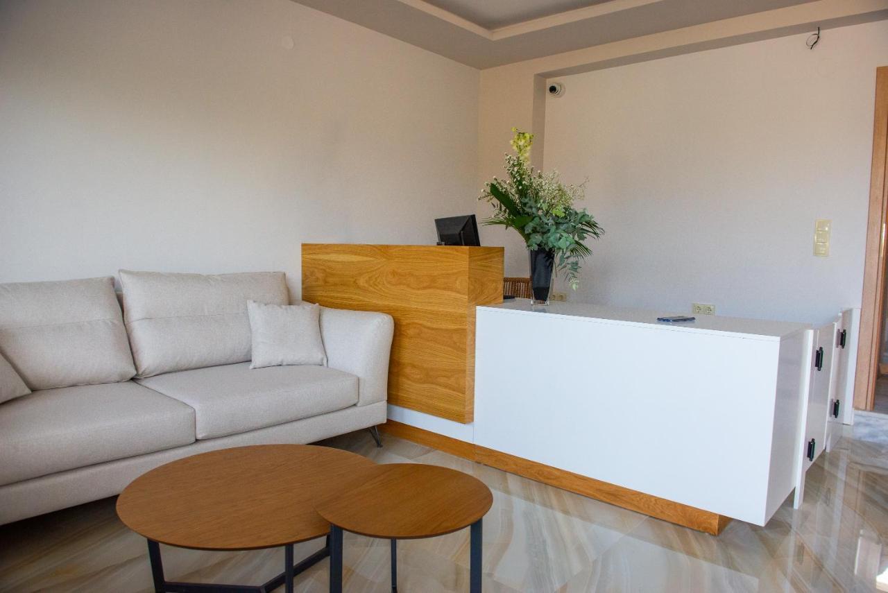 Domus Hospitality Vourvourou Exterior foto