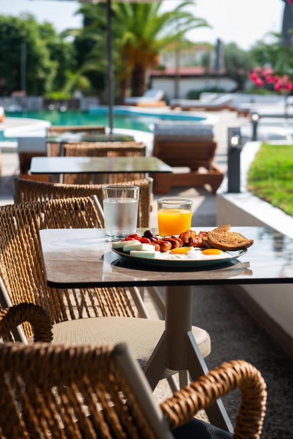 Domus Hospitality Vourvourou Exterior foto